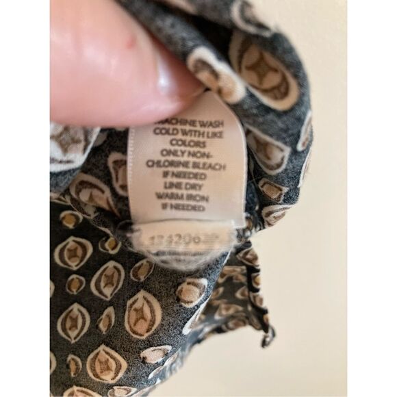 J. Jill‎ 100% Rayon top Size Small Petite Black Background (M11) - Picture 7 of 9